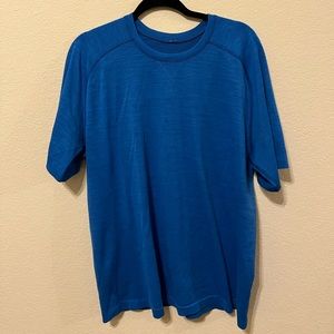 Lululemon short sleeve athletic top XL Blue